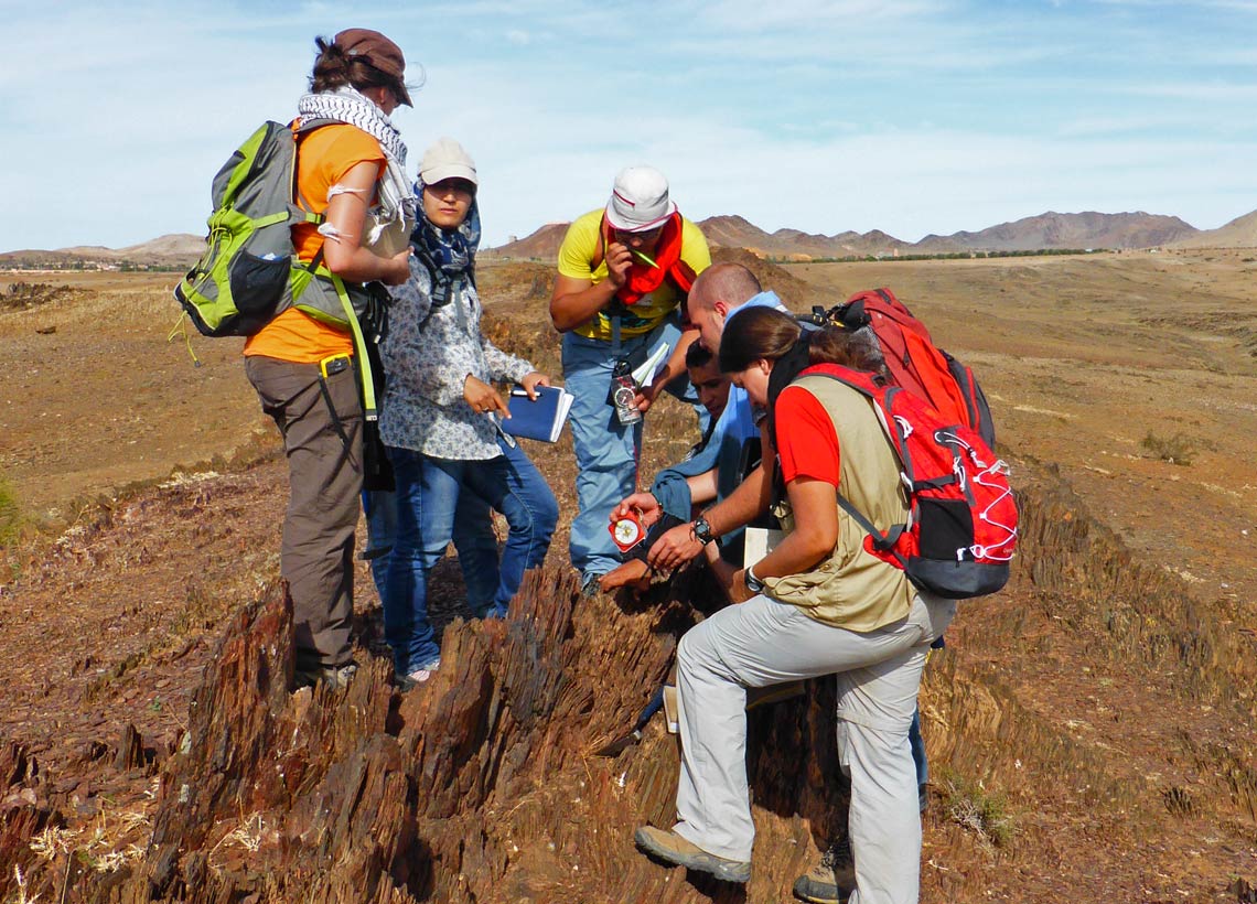 École de terrain du master ENAG-2GR à Jbilet (Maroc, 013).