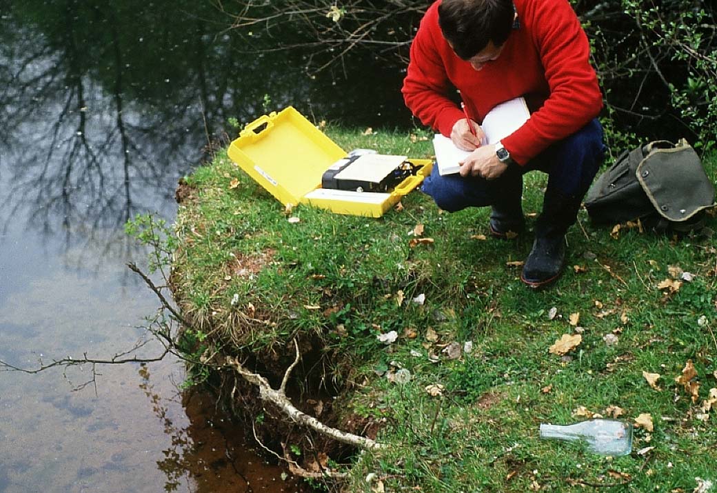 Surveillance de la qualité de l’eau, dans le cadre du référentiel sur les eaux souterraines