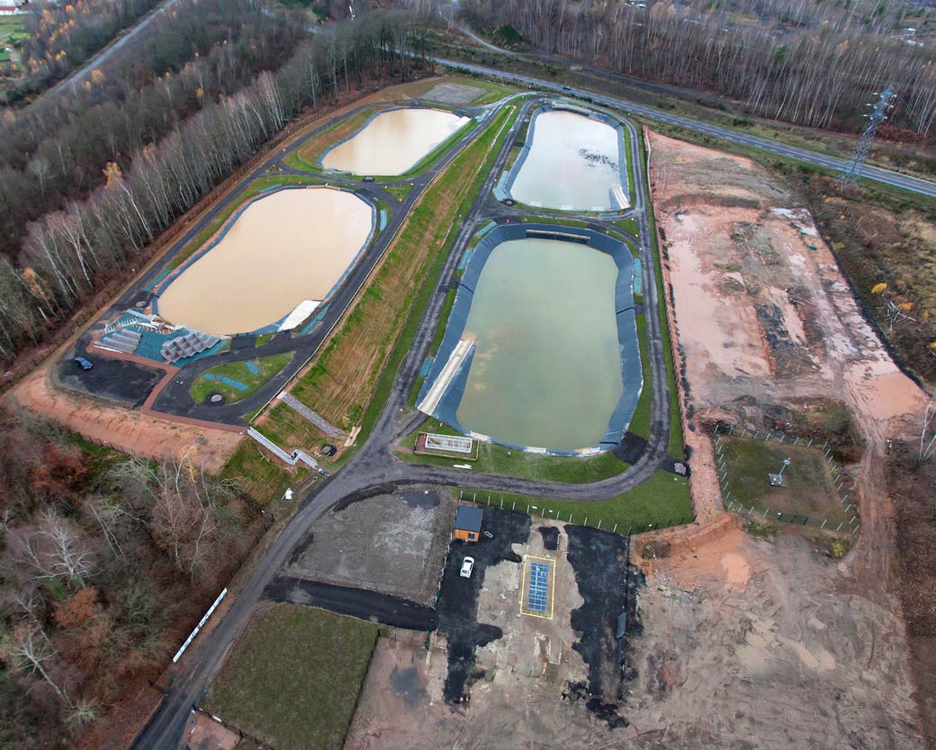 Vue d’ensemble de la station de pompage sur le puits Simon 5 de la mine de Forbach (Moselle)
